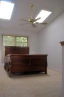2884 Barrows Rd, Columbus, OH 43232 photo 14