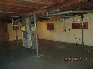 499 Maple Dr, Columbus, OH 43228 photo 9