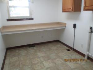 499 Maple Dr, Columbus, OH 43228 photo 5