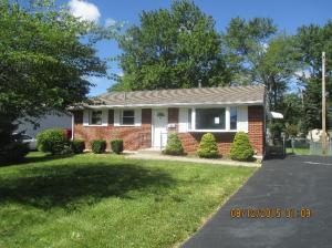 499 Maple Dr, Columbus, OH 43228 photo 1