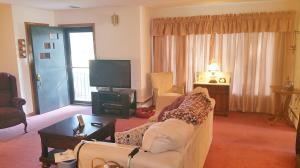 141 E High St, Edison, OH 43320 photo 4