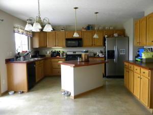 1814 Declaration Dr, Lancaster, OH 43130 photo 3