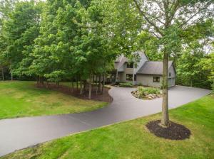 4755 Cascade Dr, Powell, OH 43065 photo 2