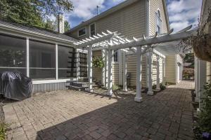 85 Cressingham Ln, Powell, OH 43065 photo 4
