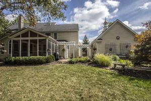 85 Cressingham Ln, Powell, OH 43065 photo 2