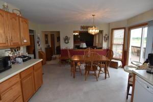 115 Castleton Ct SW, Pataskala, OH 43062 photo 5