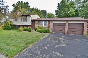 1967 Wolverhampton Rd, Powell, OH 43065 photo 1