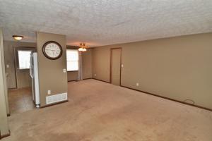 1967 Wolverhampton Rd, Powell, OH 43065 photo 2
