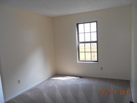 3879 Petzinger Rd, Columbus, OH 43232 photo 3