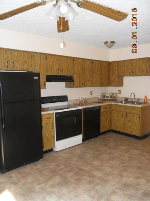 3879 Petzinger Rd, Columbus, OH 43232 photo 5