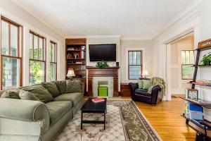 34 E Kelso Rd, Columbus, OH 43202 photo 4