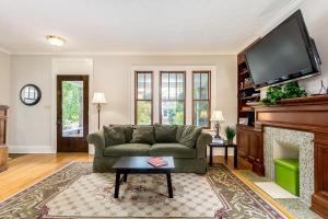 34 E Kelso Rd, Columbus, OH 43202 photo 7