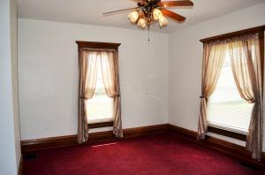 113 E Postal Ave, Newark, OH 43055 photo 14