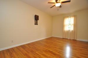 5215 Honeytree Loop E, Columbus, OH 43229 photo 20