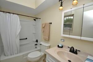 5215 Honeytree Loop E, Columbus, OH 43229 photo 18