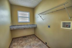 305 Nutmeg Ct, Circleville, OH 43113 photo 26