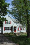 588 E Torrence Rd, Columbus, OH 43214 photo 2