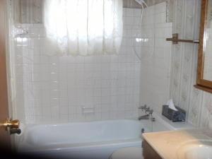 536 Mowrer Rd, Circleville, OH 43113 photo 7