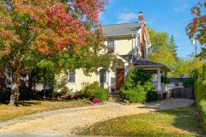 108 E Torrence Rd, Columbus, OH 43214 photo 1