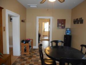 642 E Mound St, Circleville, OH 43113 photo 9