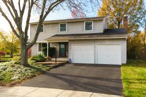 8701 Ripton Dr, Powell, OH 43065 photo 1