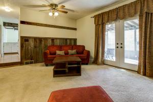 8701 Ripton Dr, Powell, OH 43065 photo 5