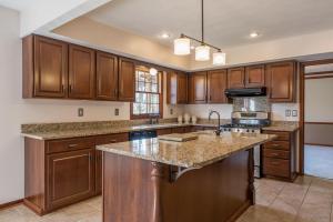 7663 Brandonway Dr, Dublin, OH 43017 photo 13