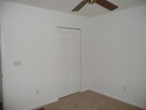 210 Delaware Dr, Delaware, OH 43015 photo 32