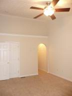 210 Delaware Dr, Delaware, OH 43015 photo 27