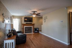 2132 Simon Ct, Springfield, OH 45503 photo 12