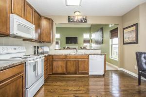 300 Cherry Leaf Rd, Delaware, OH 43015 photo 10