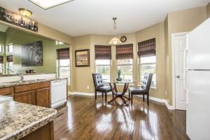 300 Cherry Leaf Rd, Delaware, OH 43015 photo 8