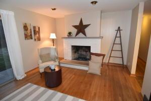 7451 E Broad St, Blacklick, OH 43004 photo 4