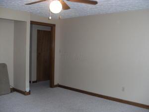 240 Pawnee Dr, Circleville, OH 43113 photo 12