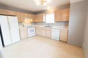 876 Robmeyer Dr, Columbus, OH 43207 photo 5