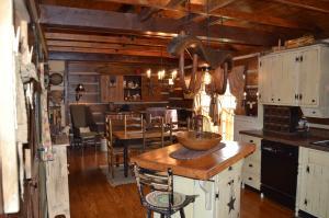 895 S Main St, De Graff, OH 43318 photo 19
