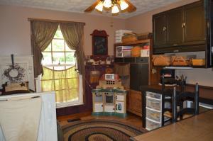 895 S Main St, De Graff, OH 43318 photo 10