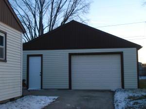 907 Barker Dr, Springfield, OH 45505 photo 3