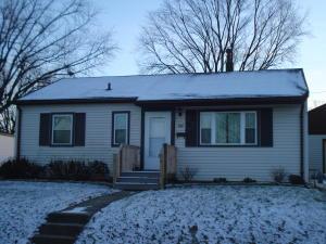 907 Barker Dr, Springfield, OH 45505 photo 2