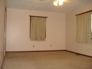 907 Barker Dr, Springfield, OH 45505 photo 7