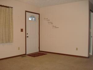 907 Barker Dr, Springfield, OH 45505 photo 5