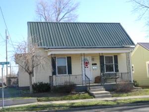 1302 S Pickaway St, Circleville, OH 43113 photo 1