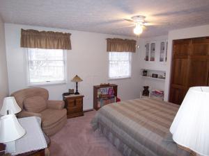 1663 Evinrude Ave, Columbus, OH 43229 photo 24
