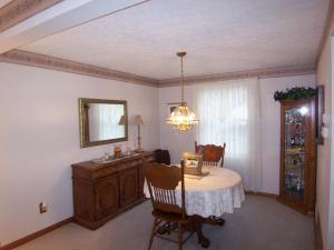 1663 Evinrude Ave, Columbus, OH 43229 photo 10