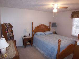 1663 Evinrude Ave, Columbus, OH 43229 photo 17