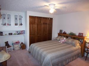 1663 Evinrude Ave, Columbus, OH 43229 photo 25