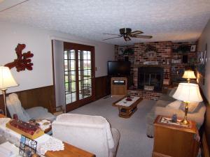 1663 Evinrude Ave, Columbus, OH 43229 photo 28