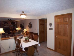 1663 Evinrude Ave, Columbus, OH 43229 photo 30