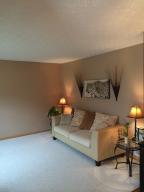 927 Master Dr, Galloway, OH 43119 photo 5