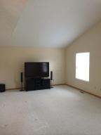 927 Master Dr, Galloway, OH 43119 photo 9